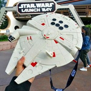 NWT Millennium Falcon Disney popcorn bucket